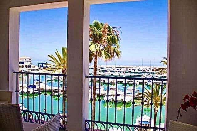 Best Of Marina Living Overlooking The Sea San Luis de Sabinillas Exterior foto